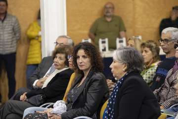 El Cabildo ratifica su compromiso de preservar la Memoria Histórica en la presentación del libro 'Héroes de chabola'/TA.